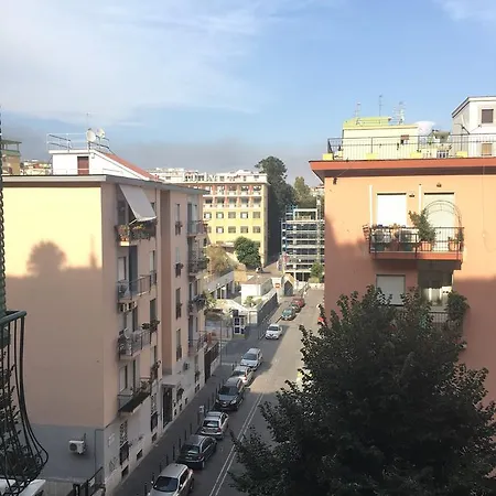 La Dimora Bed & Breakfast Naples